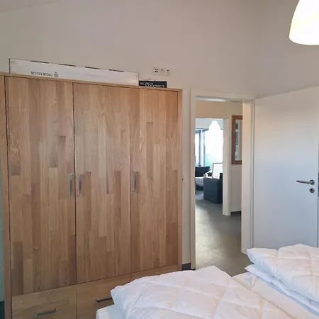 Casa de Férias G28 Eingezaeuntes Mit Infrarotkabine Butjadingen